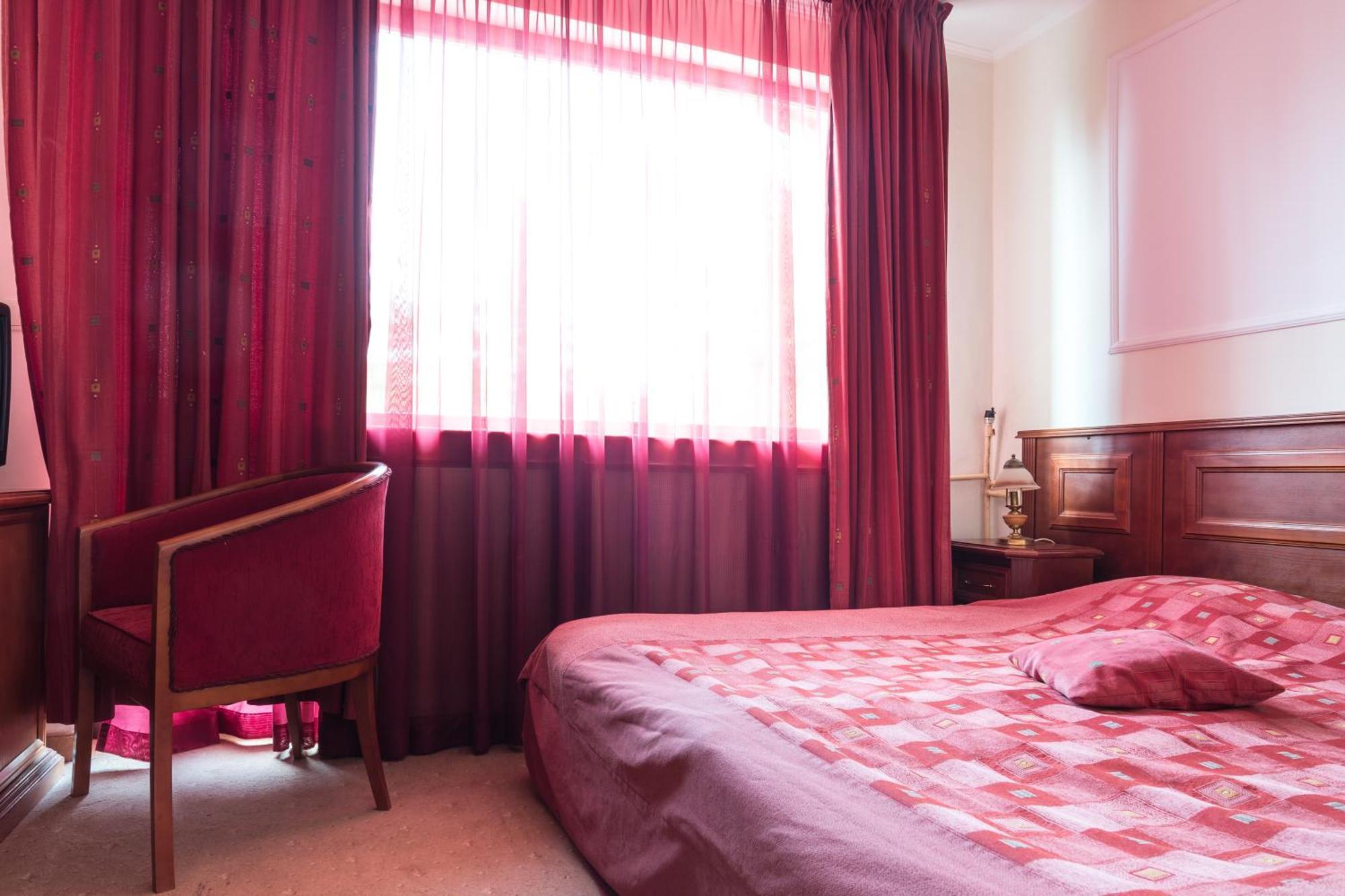 Elina Hotel ปอมโปโรโว ห้อง รูปภาพ